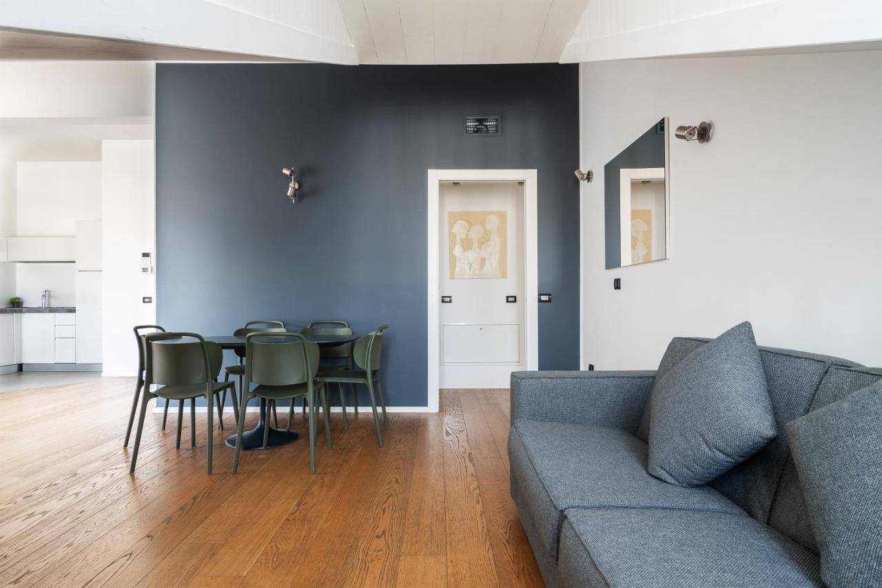 Easyhomes - Brera Luxury Suites Milan Exterior photo